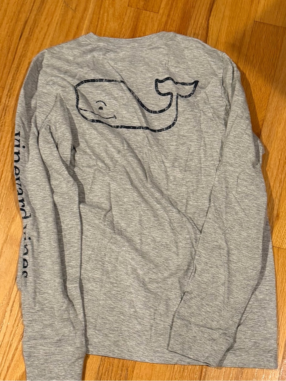 Vineyard Vines Gray Long-Sleeve Whale Tee for Kids - SIZE M/12-14